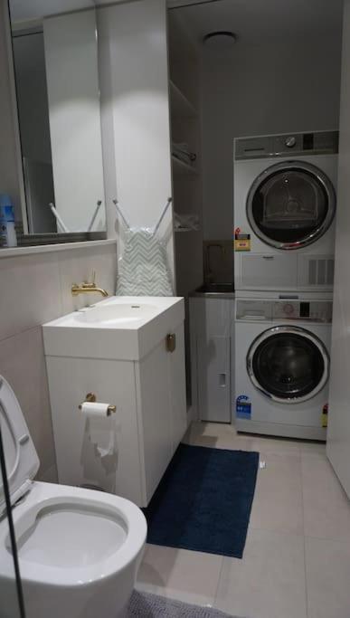 Skyone Lux 2Bed2Bath Aprt In Boxhill And Free Carpark Apartment Box Hill Exterior photo